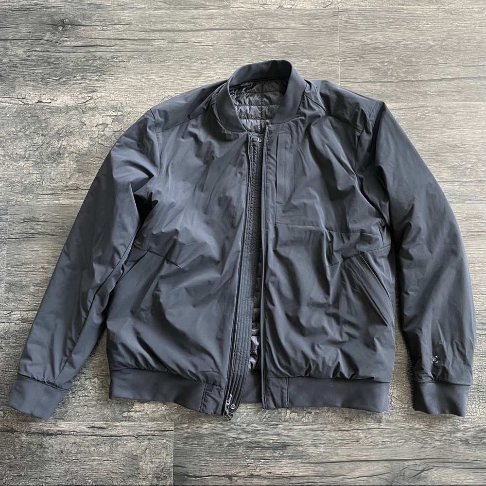 Reversible Lulu Lemon bomber jacket XL